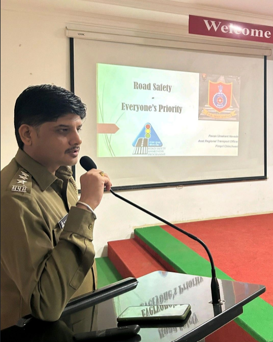 Mr. Pavan Navhade addressing students on road safety